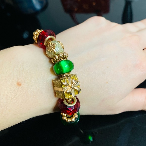 Golden charm bracelet❤️💚💛 - Picture 5 of 6